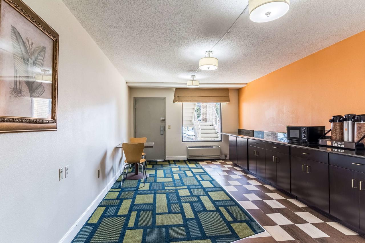 Motel 6-Kenly, Nc Екстер'єр фото