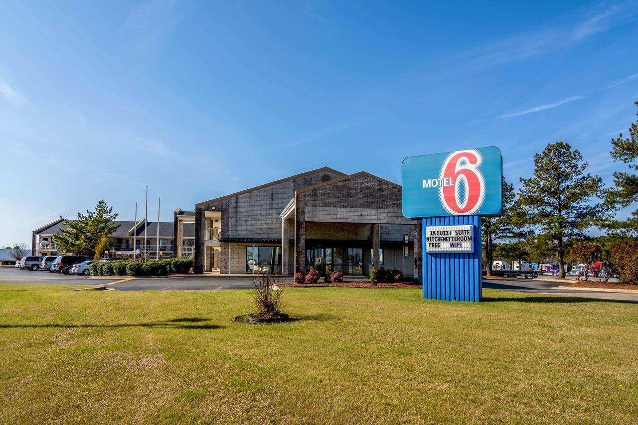 Motel 6-Kenly, Nc Екстер'єр фото