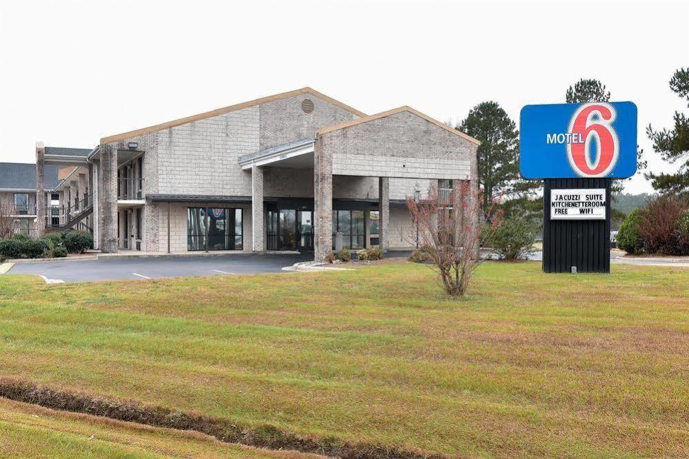 Motel 6-Kenly, Nc Екстер'єр фото