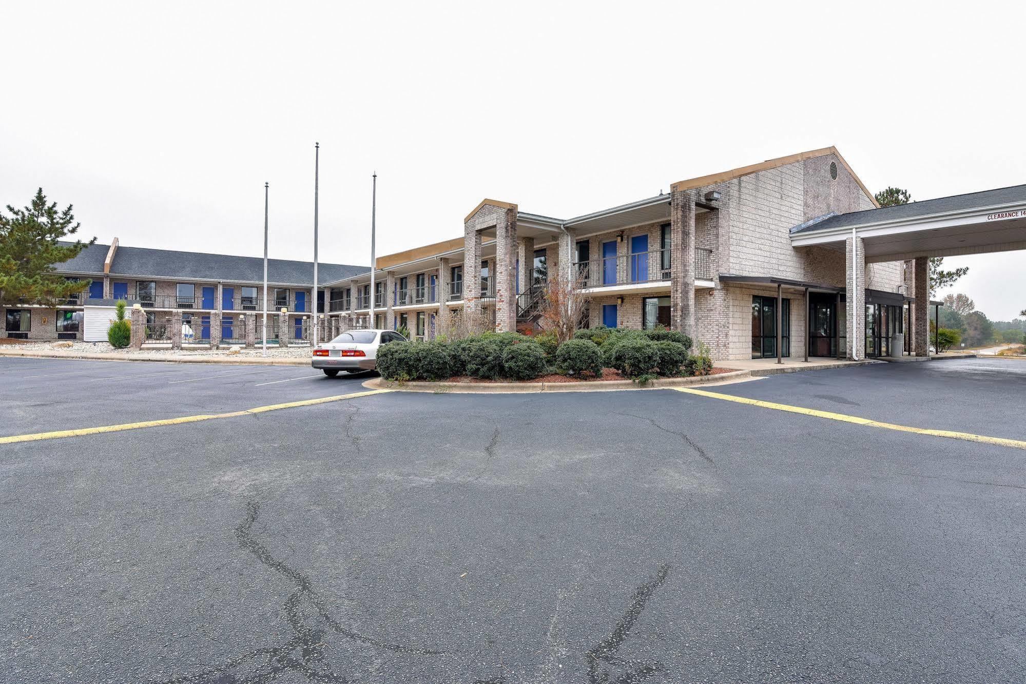 Motel 6-Kenly, Nc Екстер'єр фото