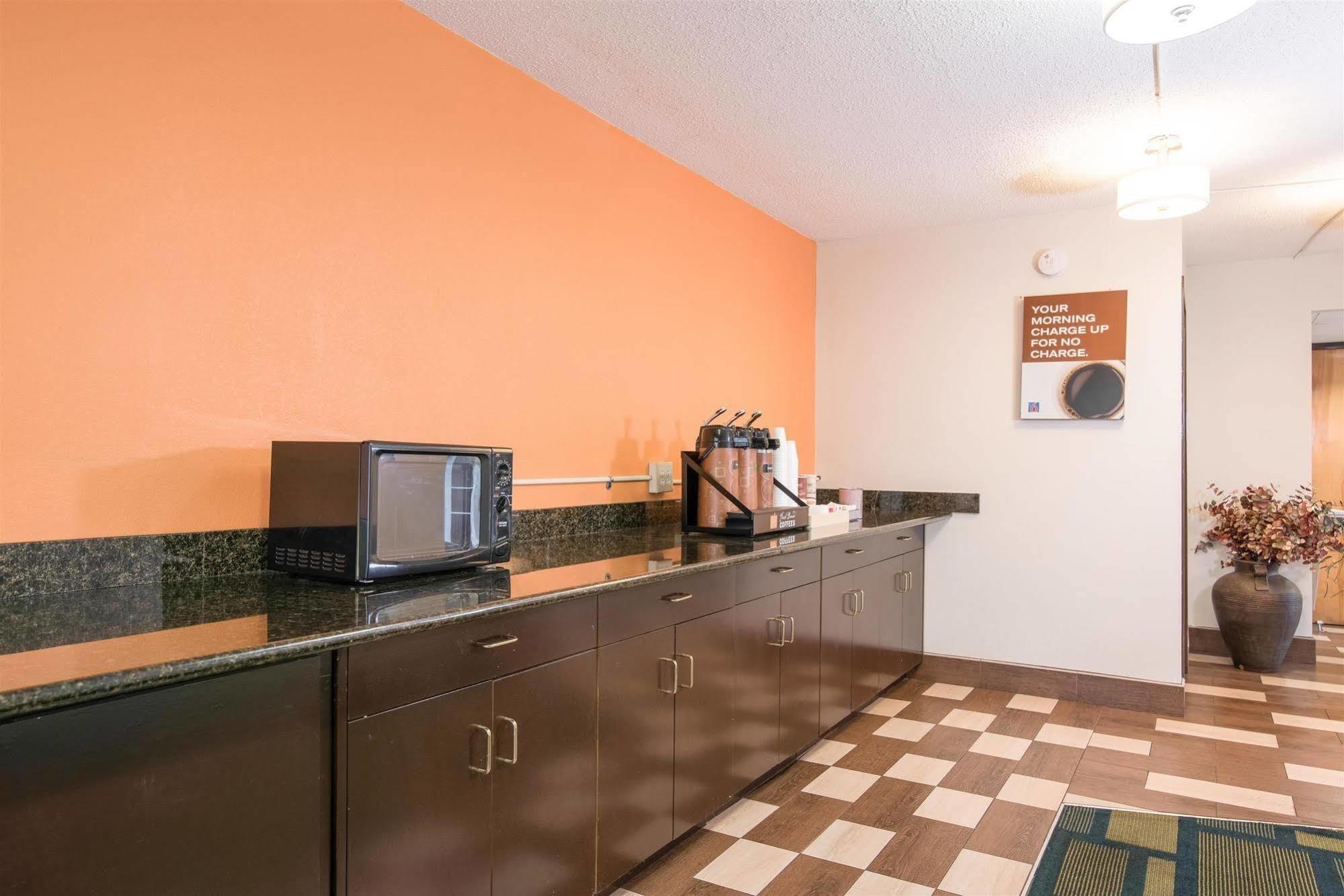 Motel 6-Kenly, Nc Екстер'єр фото