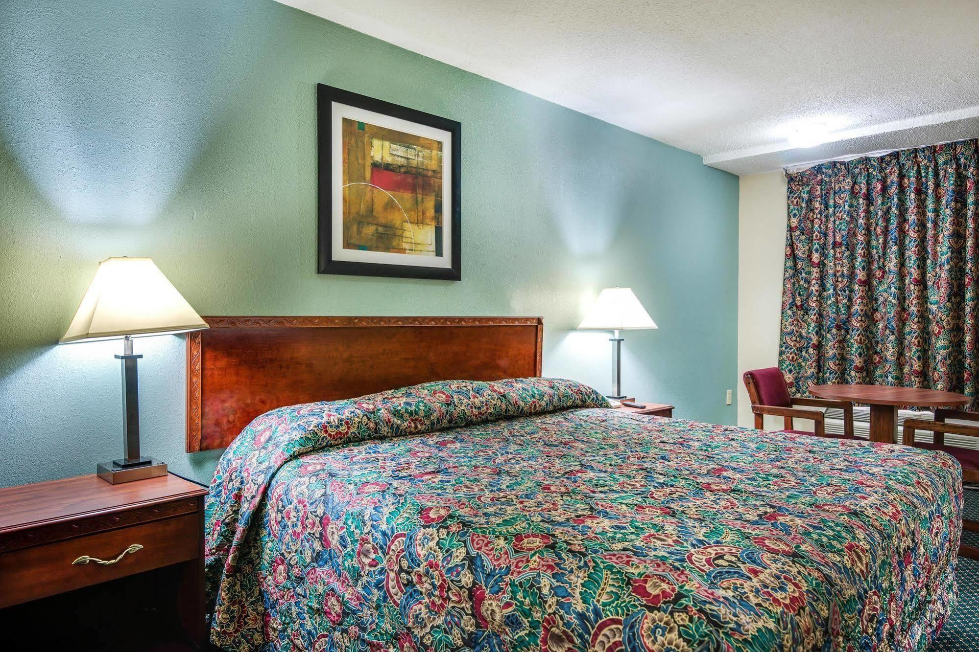 Motel 6-Kenly, Nc Екстер'єр фото
