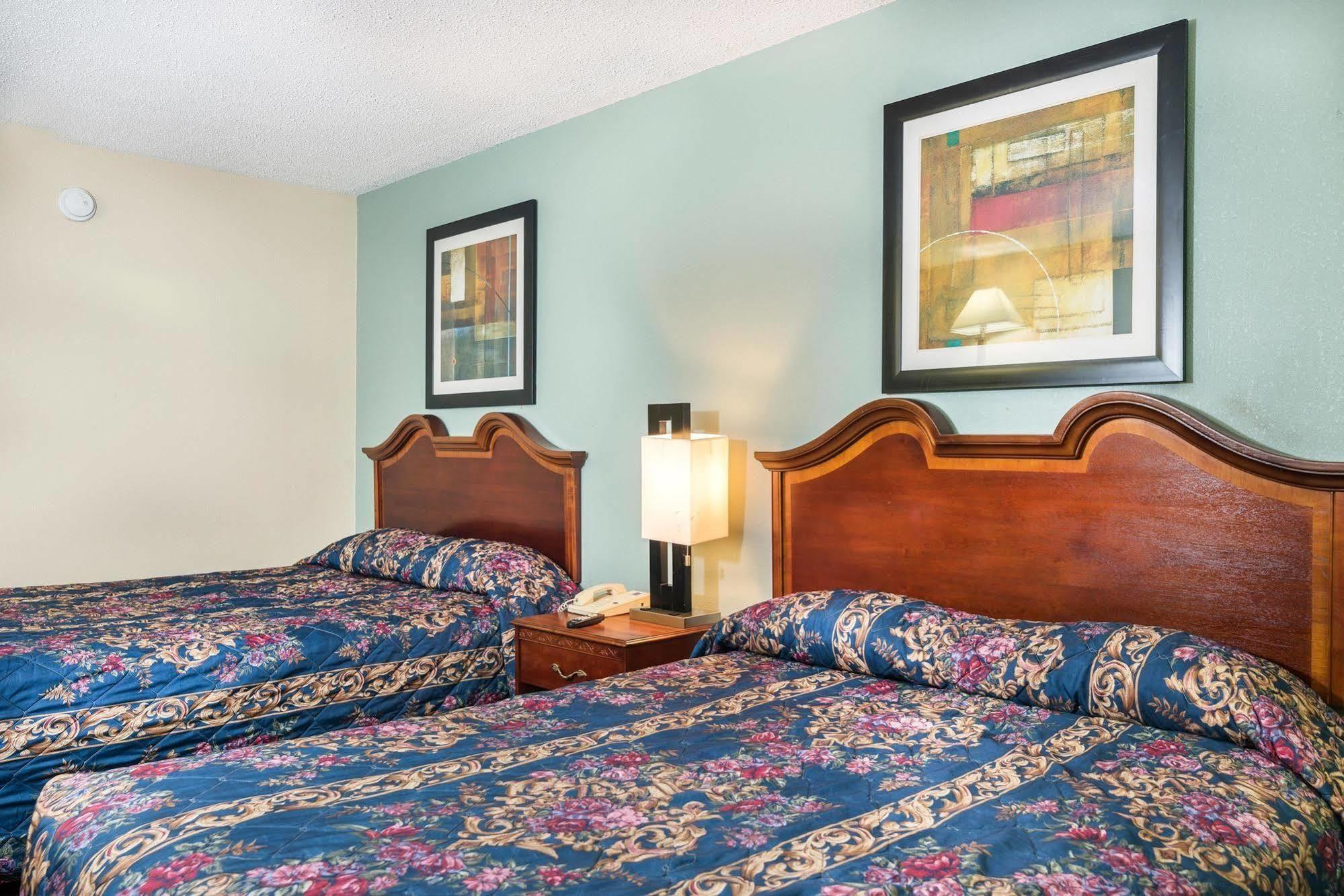 Motel 6-Kenly, Nc Екстер'єр фото