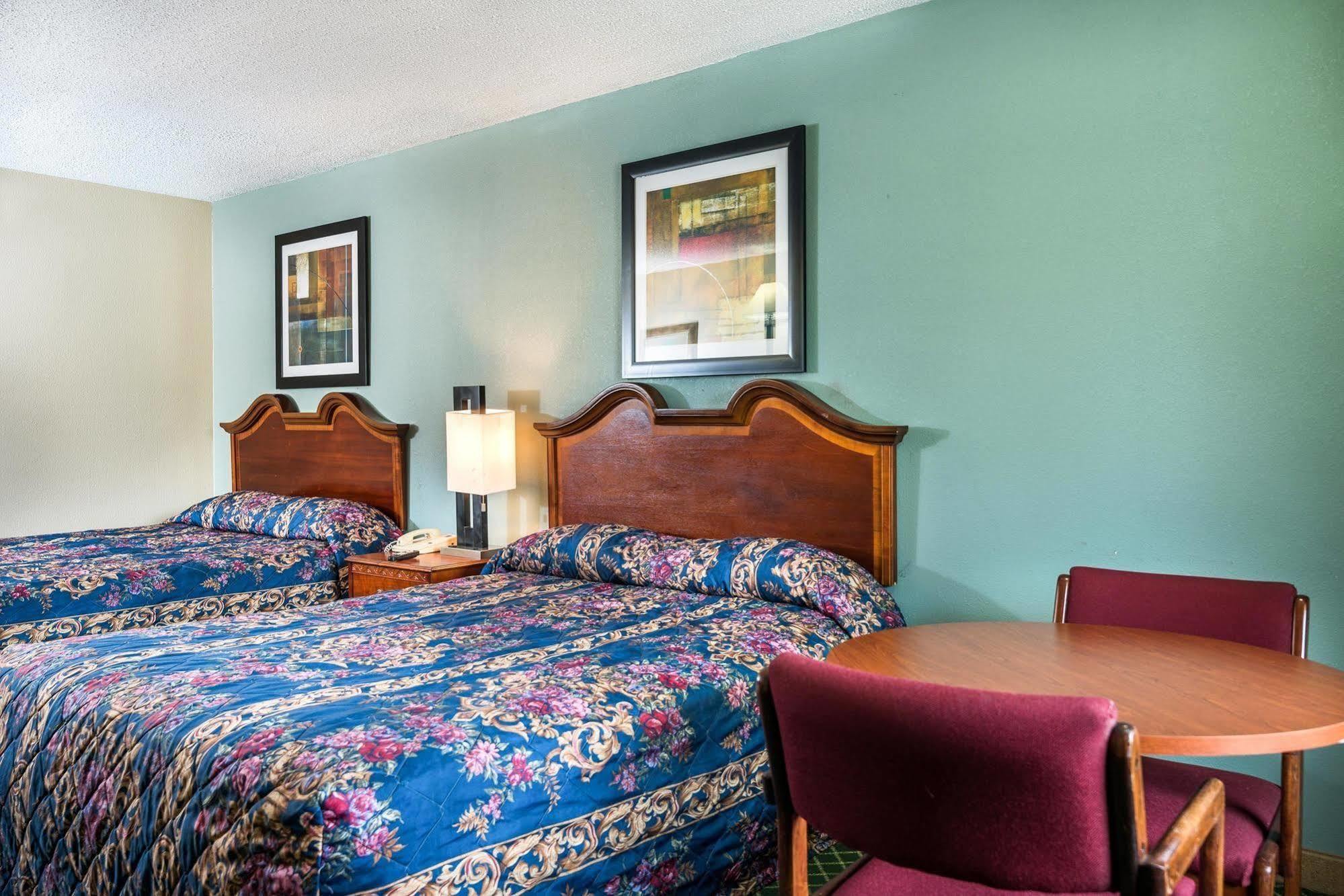Motel 6-Kenly, Nc Екстер'єр фото