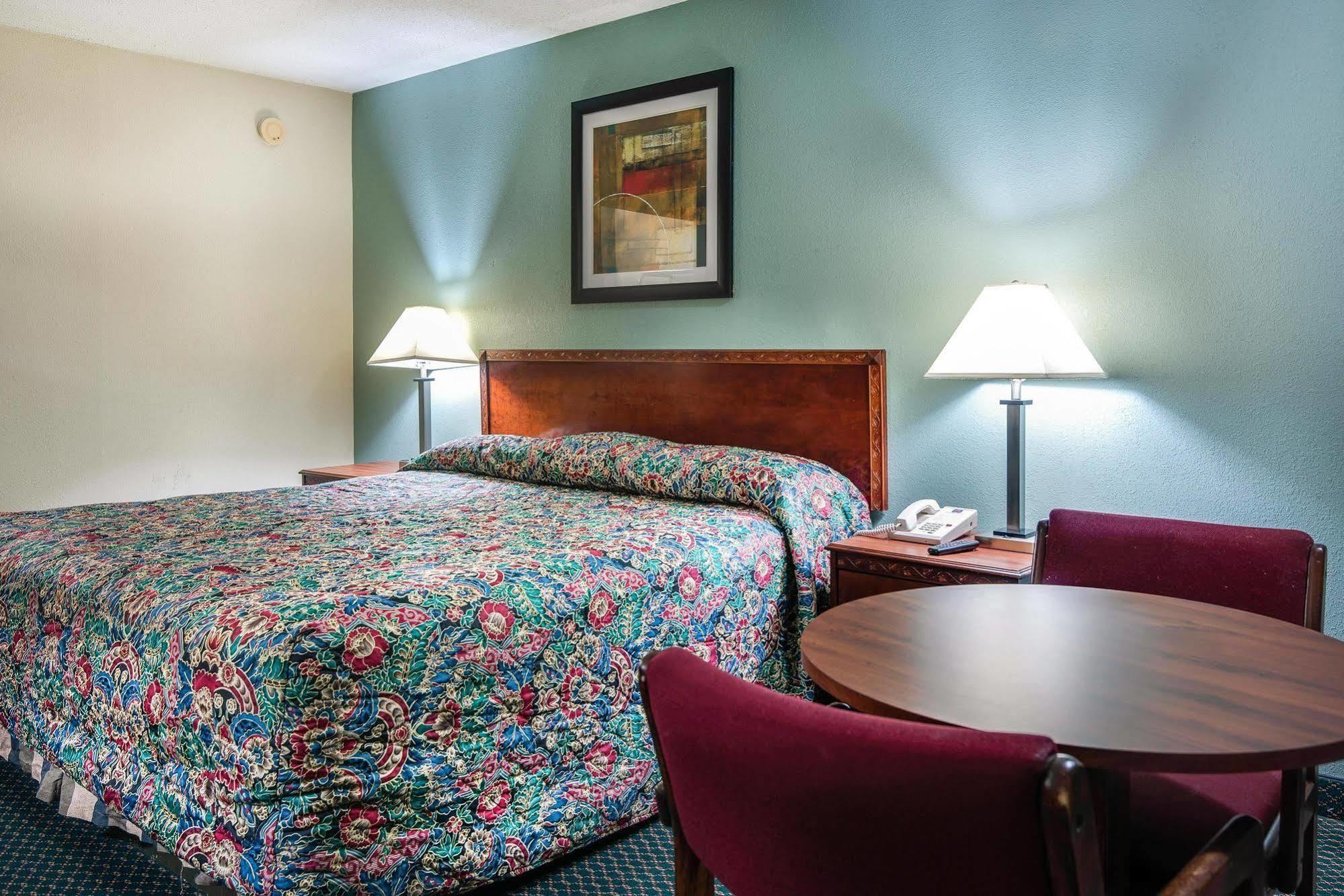 Motel 6-Kenly, Nc Екстер'єр фото