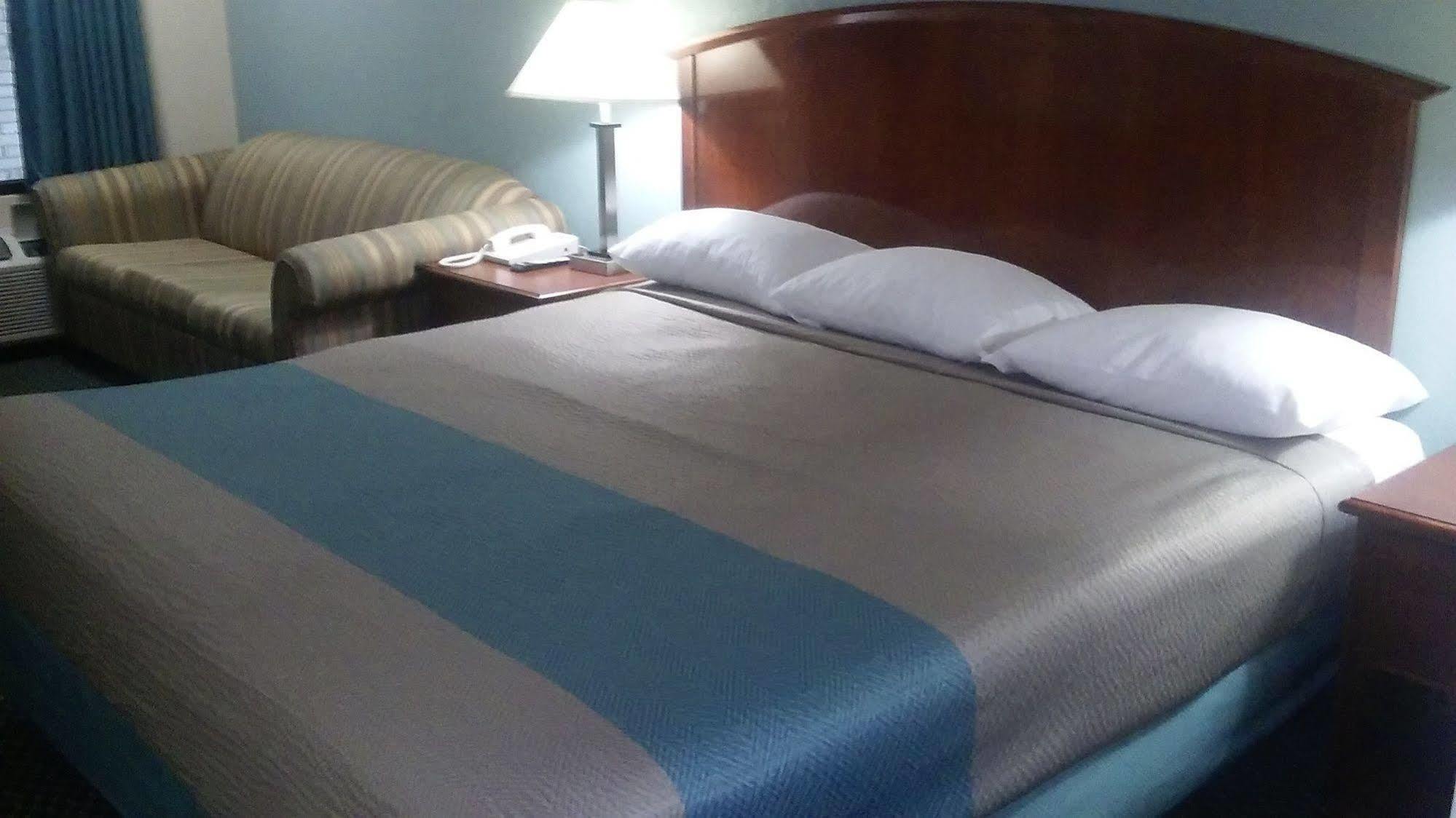 Motel 6-Kenly, Nc Екстер'єр фото
